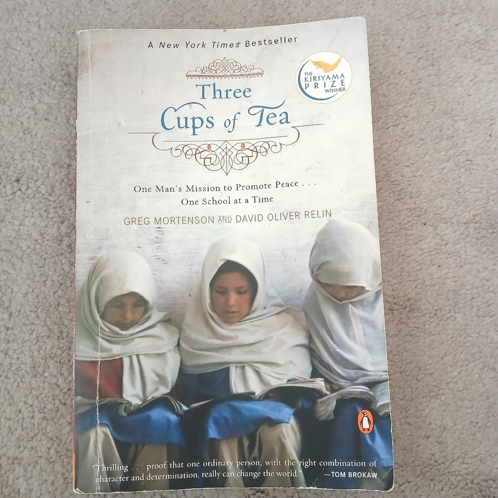 🤯2/$15 Three Cups of Tea By Greg Mortenson And David Oliver Paperback Book